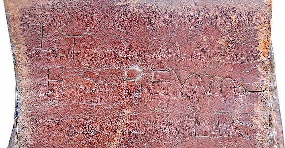 hols055.jpg (87788 bytes)