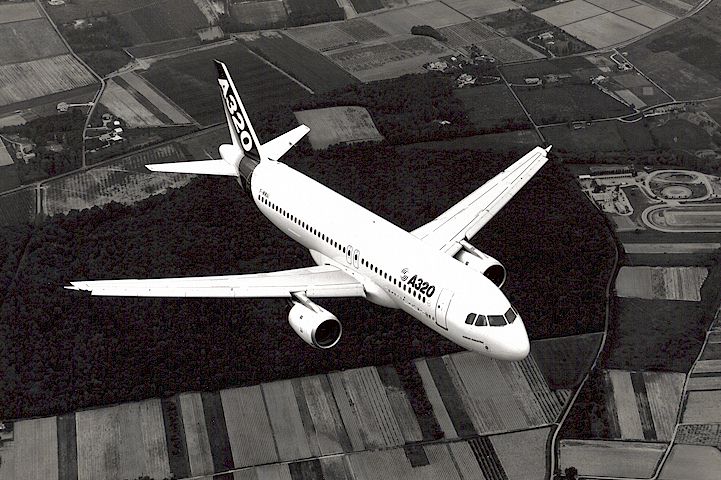 a320-02.jpg (95413 octets)